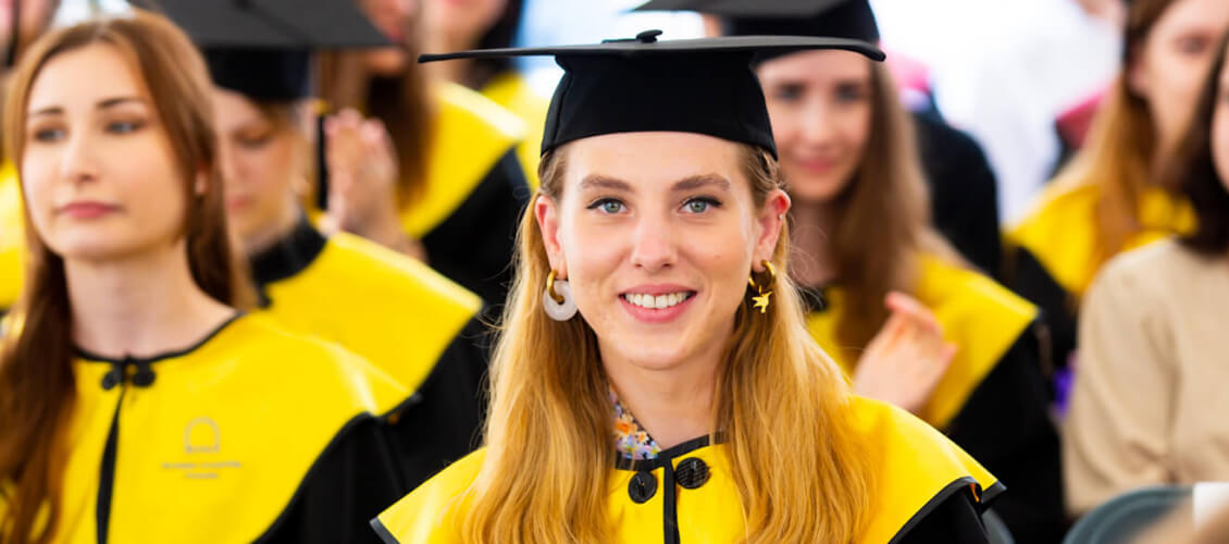 65d87eda53__2021_07_02_EHU_Graduation_Mindaugo_Mikuleno_nuotr-44_1130x500_acf_cropped.jpeg